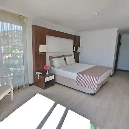 Arora Szálloda Kusadası