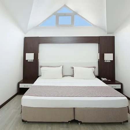 Arora 4* Kusadası