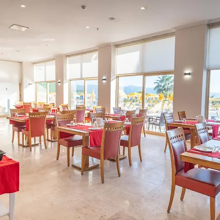 Hotel Arora 4*