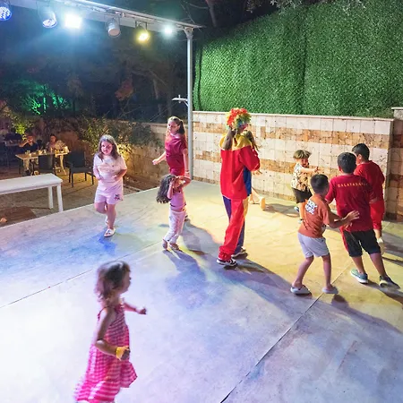 Arora Kusadası