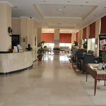 Hotel Arora 4*