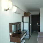 阿罗拉酒店 4*
