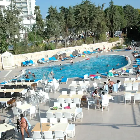 Hotel Arora 4*